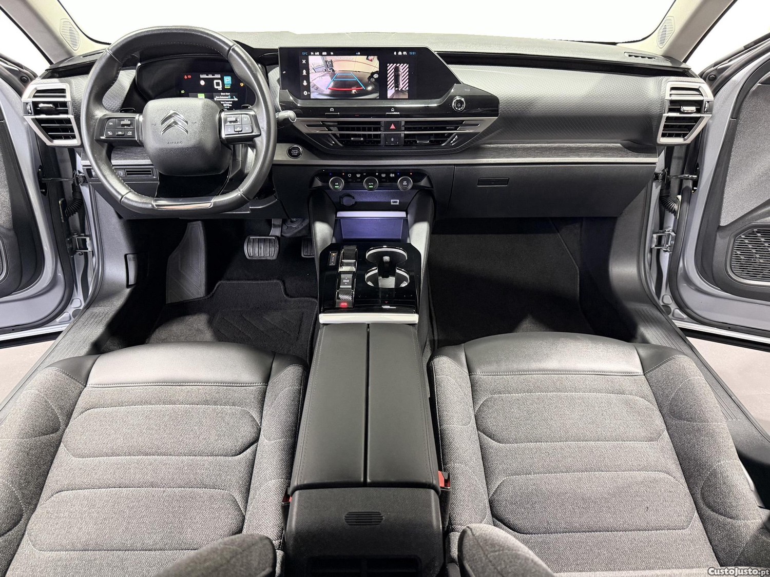 Citroën C5 X 1.6 HIBRIDO SHINE E-EAT8 224 CV - NACIONAL — fotografia 22