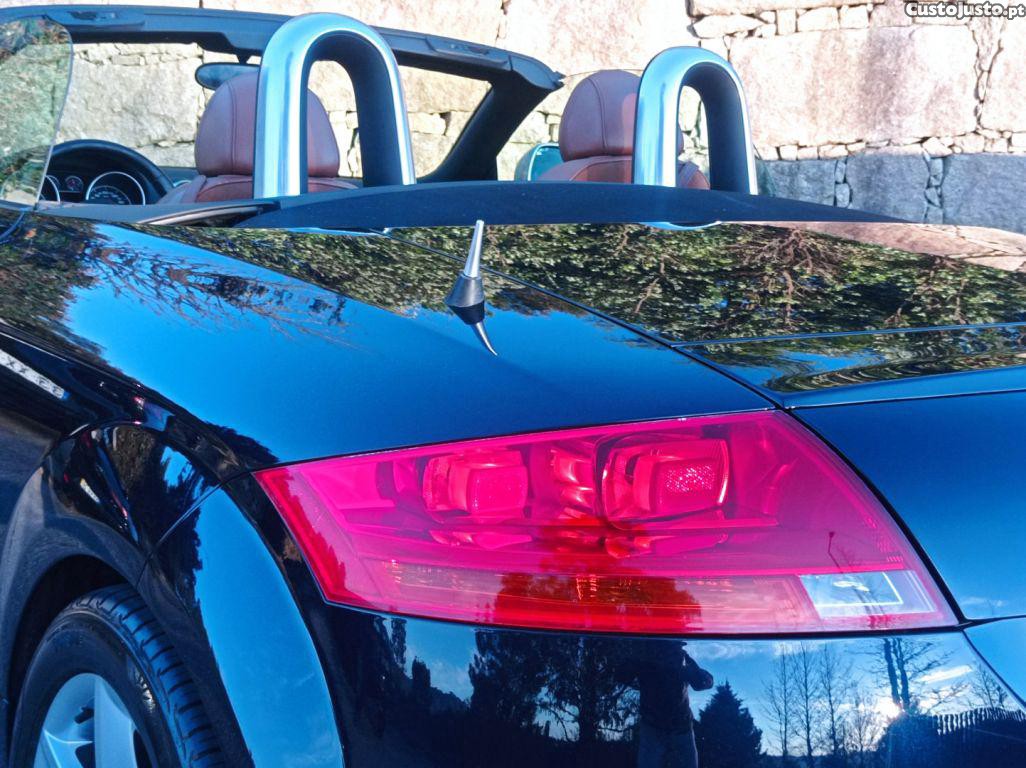 Audi TT Cabrio-200cv-Garantia — fotografia 6