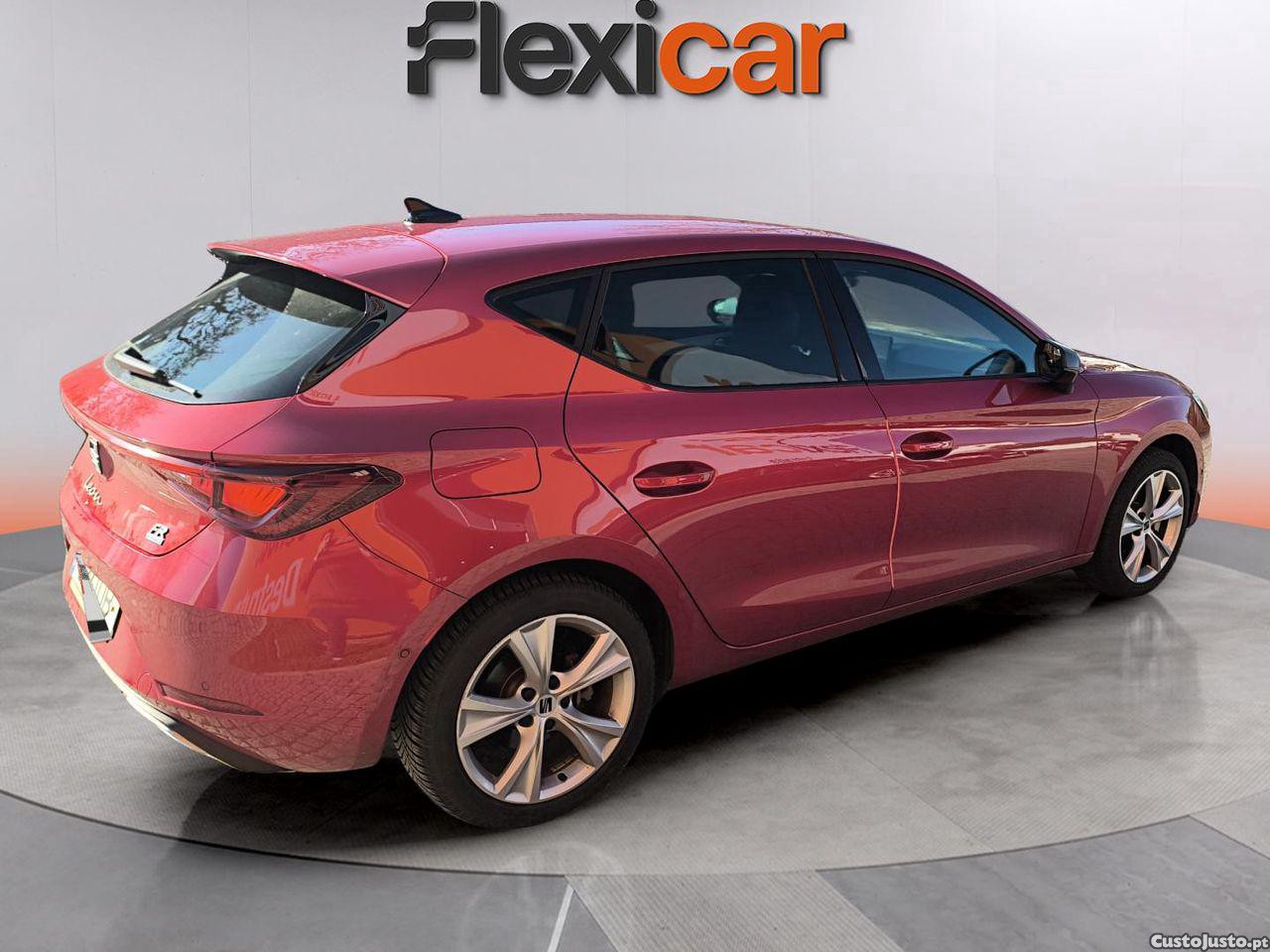 SEAT Leon 1.4 e-Hybrid FR DSG — fotografia 9