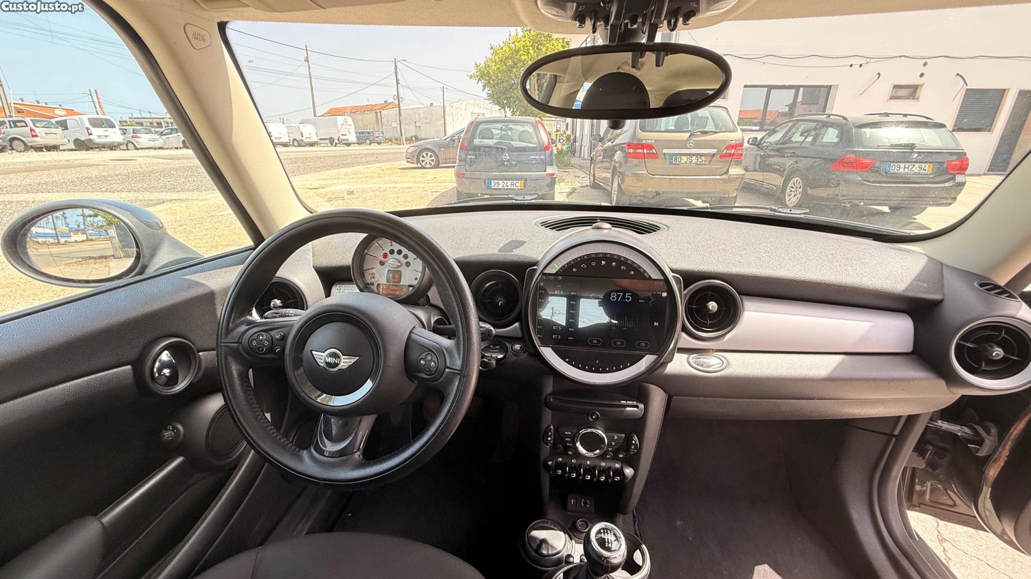 MINI Clubman Cooper 1.6 D — fotografia 2