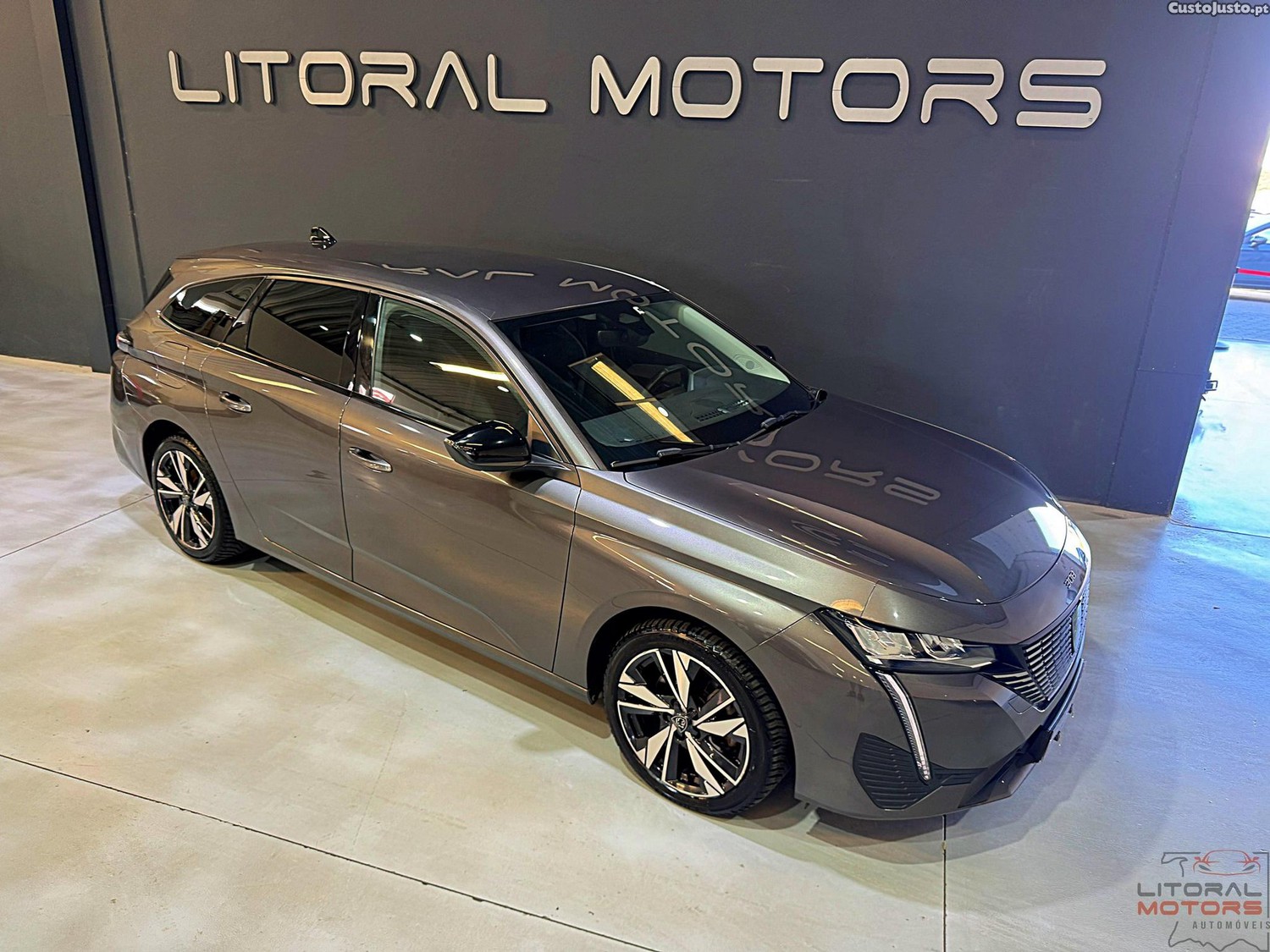 Peugeot 308 SW 1.2 PureTech Allure Pack EAT8 — fotografia 24