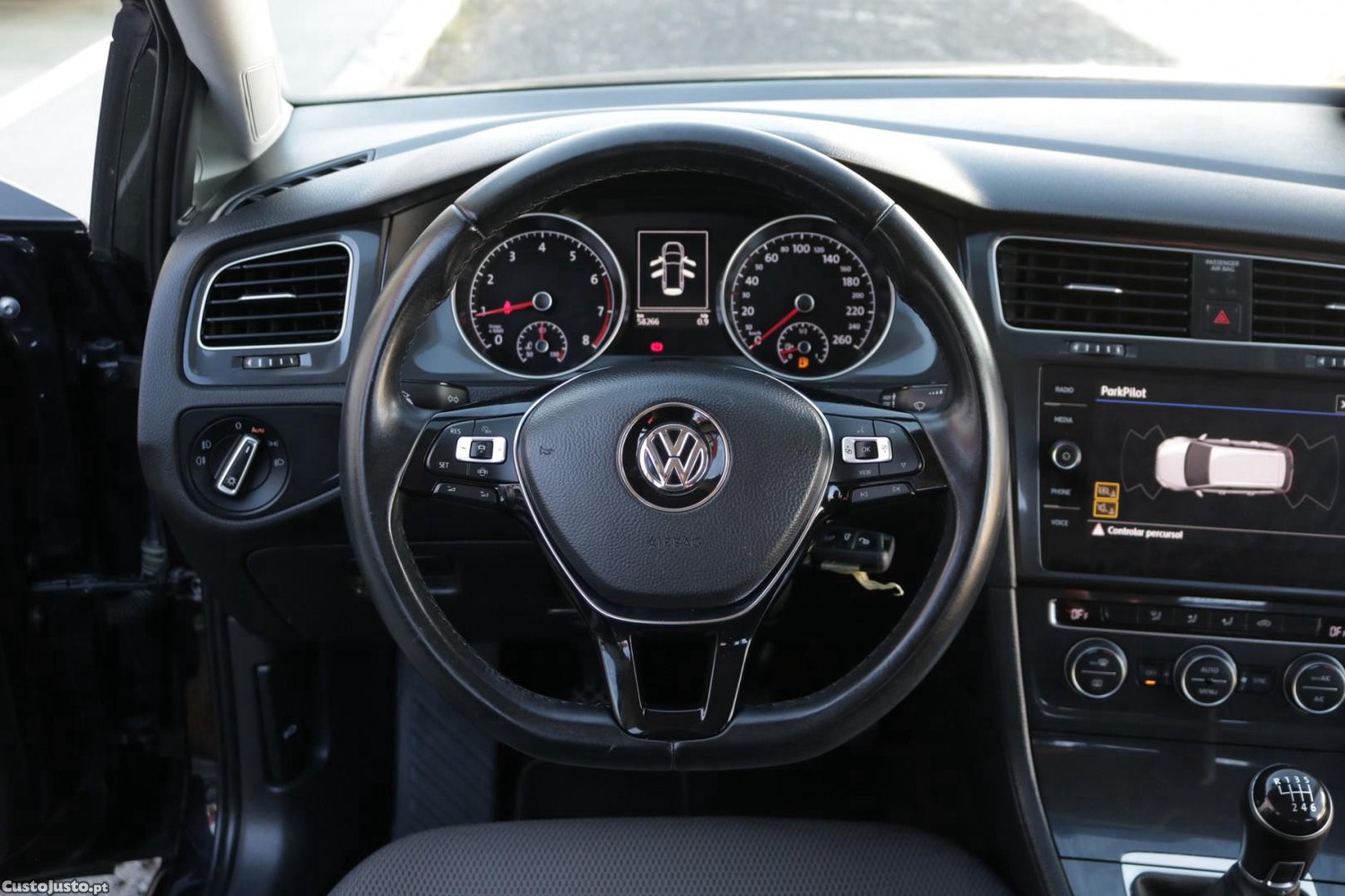 Volkswagen Golf Variant 1.0 TSI Confortline 115cv — fotografia 35
