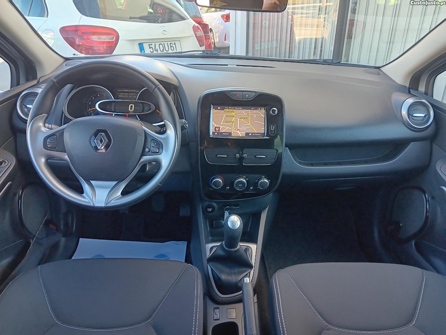 Renault Clio Limited 1.5 DCi 90cv — fotografia 5