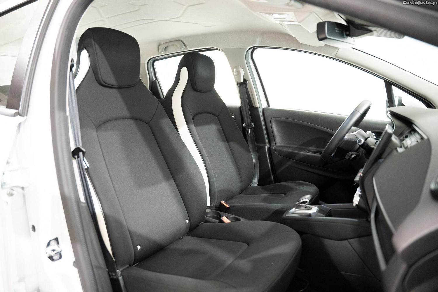 Renault Zoe (c/ Bateria) Zen 50 — fotografia 3