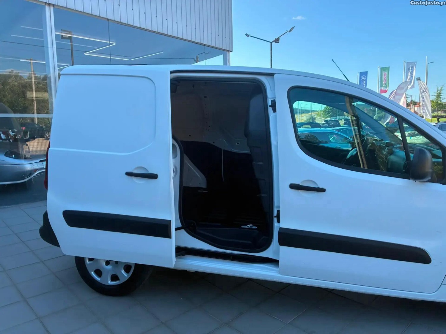Peugeot Partner 1.6 BLUE HDI 100 — fotografia 15