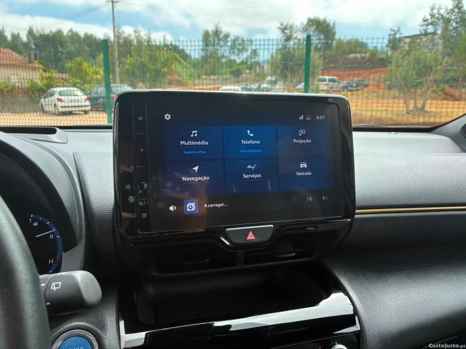 Toyota Yaris 1.5 HDF Luxury — fotografia 5