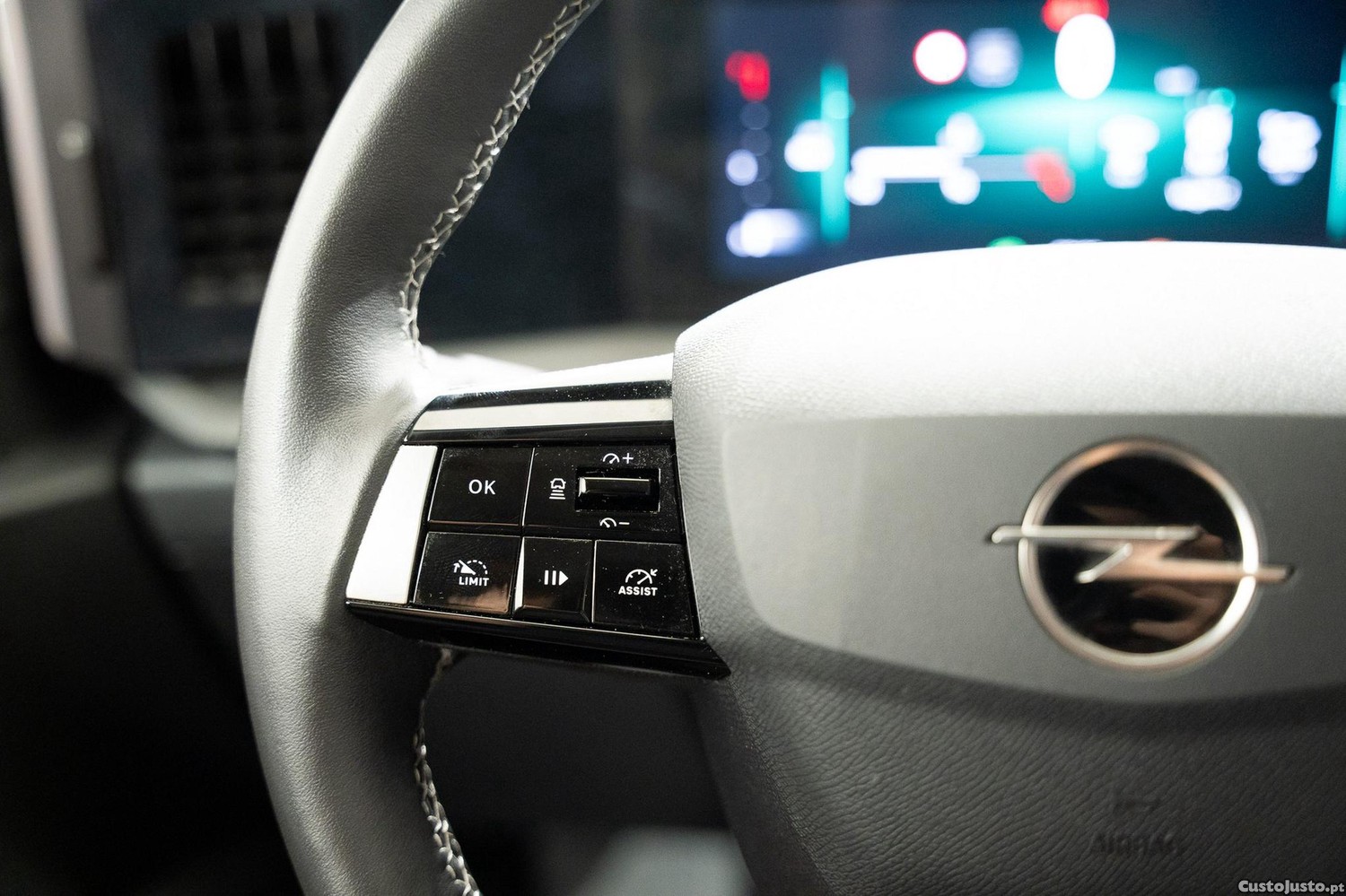 Opel Astra 1.2 T Elegance — fotografia 5