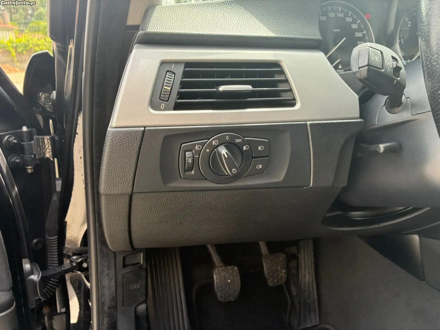 BMW 318 d Touring — fotografia 15