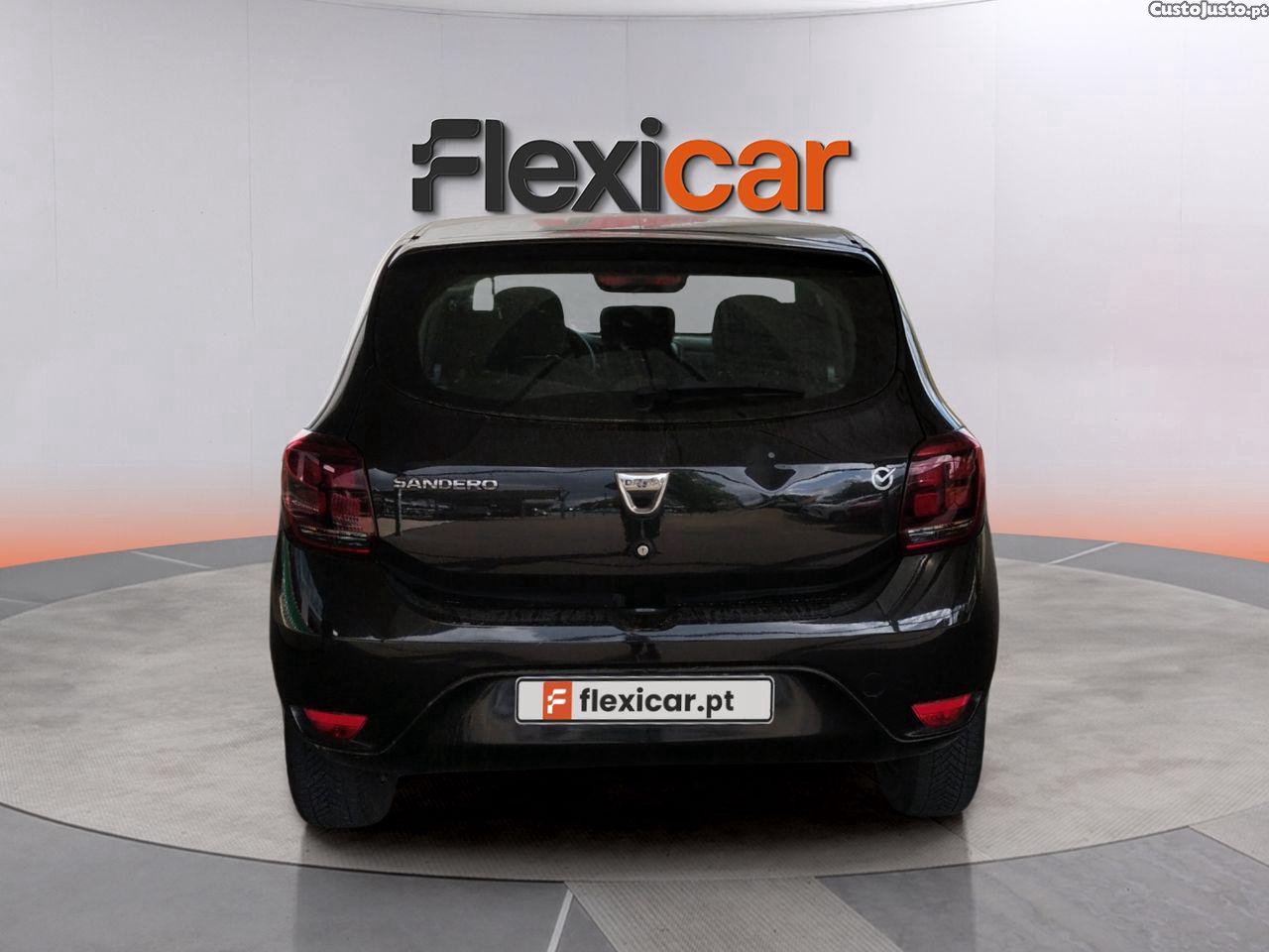 Dacia Sandero 1.0 SCe Comfort — fotografia 11