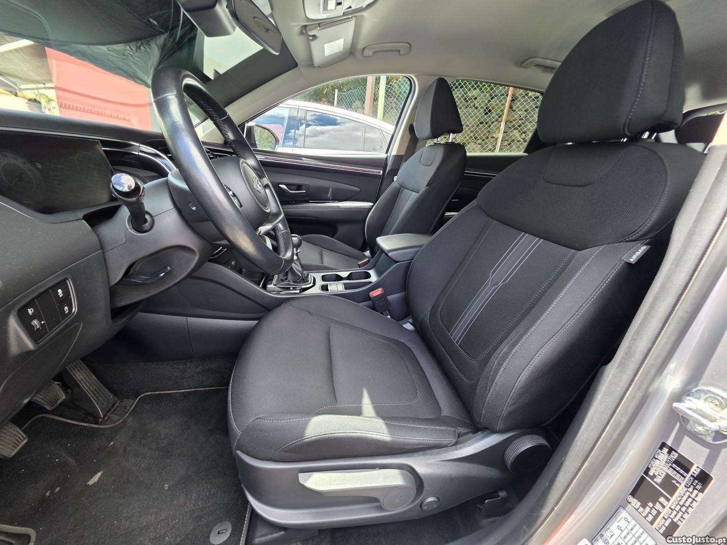 Hyundai Tucson 1.6 T-GDi 48V Premium — fotografia 27