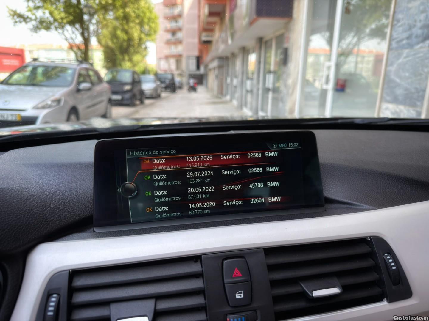 BMW 330 e iPerformance Advantage — fotografia 20