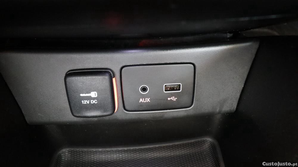 Fiat Tipo 1.3 MultiJet Lounge — fotografia 10