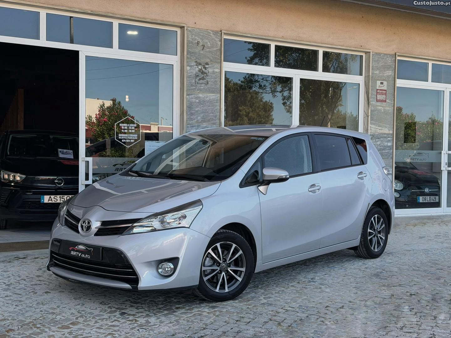 Toyota Verso 2.0 D-4D Exclusive+GPS — fotografia 16