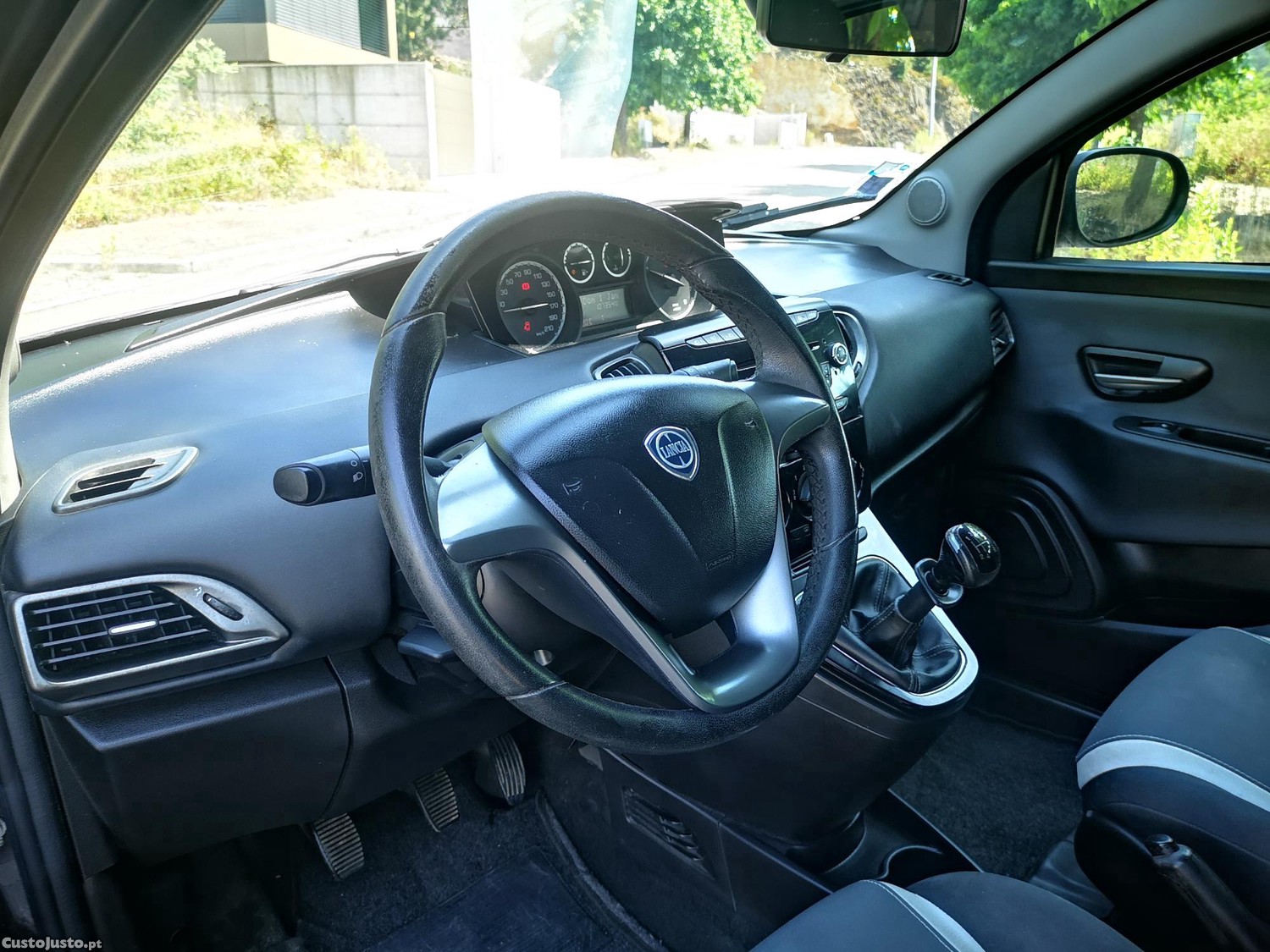 Lancia Ypsilon 1.2 S&S GOLD - 5 Portas - Nacional - 100.000kms - 1 Dono - C/ GARANTIA — fotografia 12