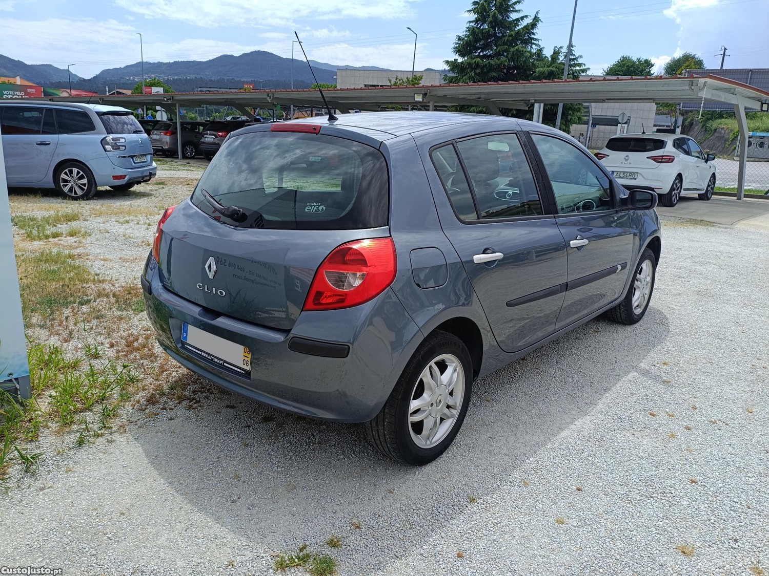Renault Clio III 1.2 16V 75cv 5p — fotografia 11