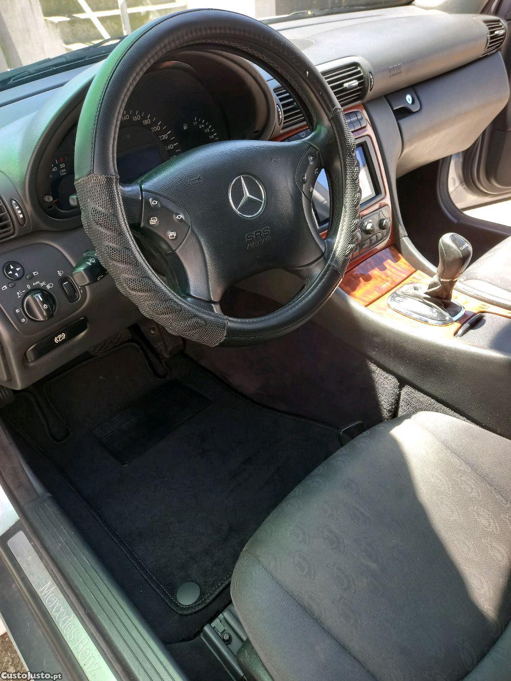 Mercedes-Benz C 220 Classic — fotografia 7