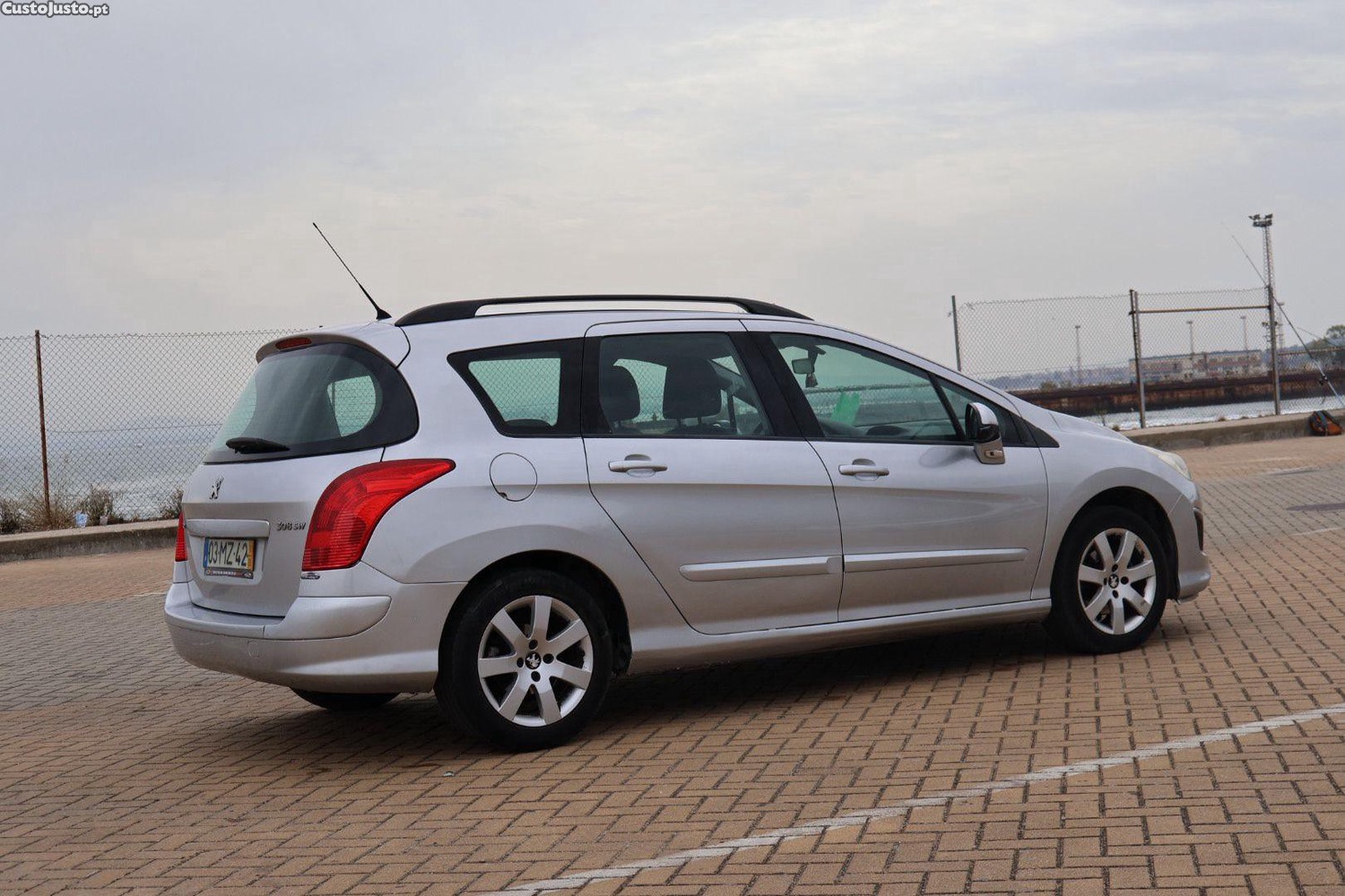 Peugeot 308 1.6HDI SW — fotografia 10