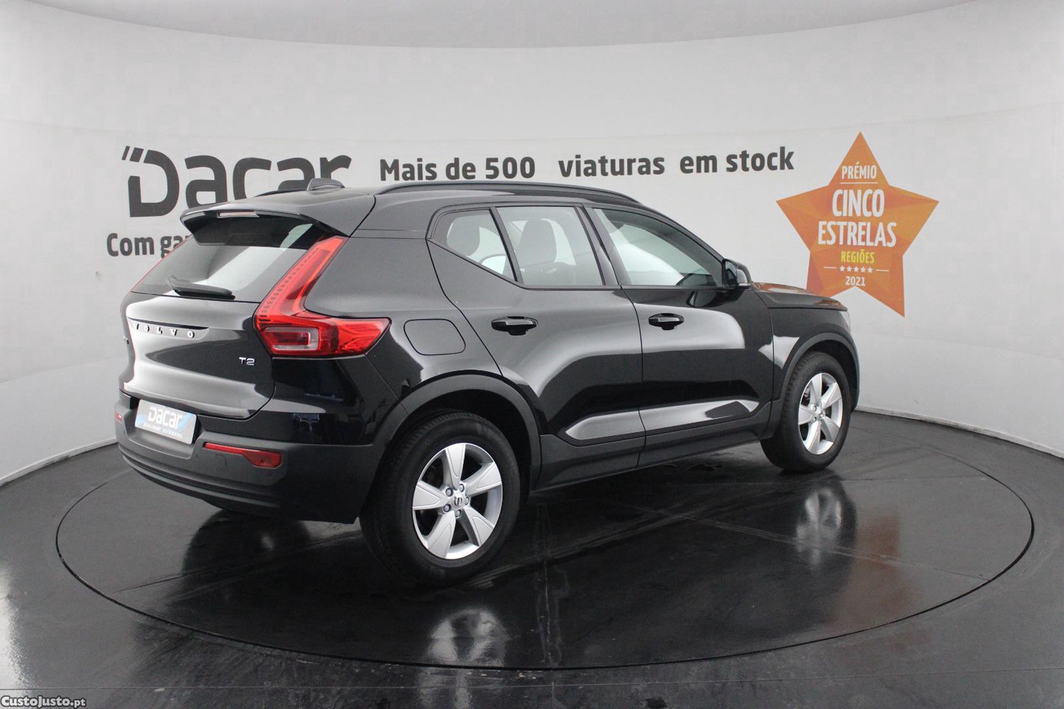 Volvo XC 40 1.5 T2 MOMENTUM CORE — fotografia 32