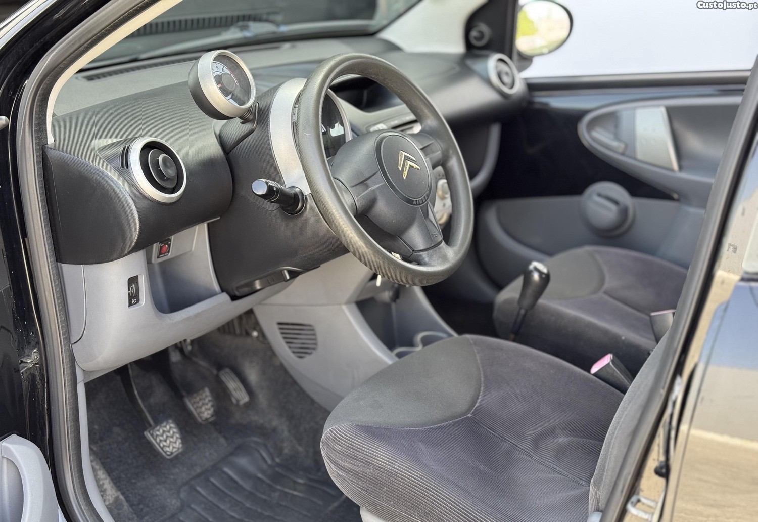 Citroën C1 1.0 Sx AC 5 Portas -08 — fotografia 5