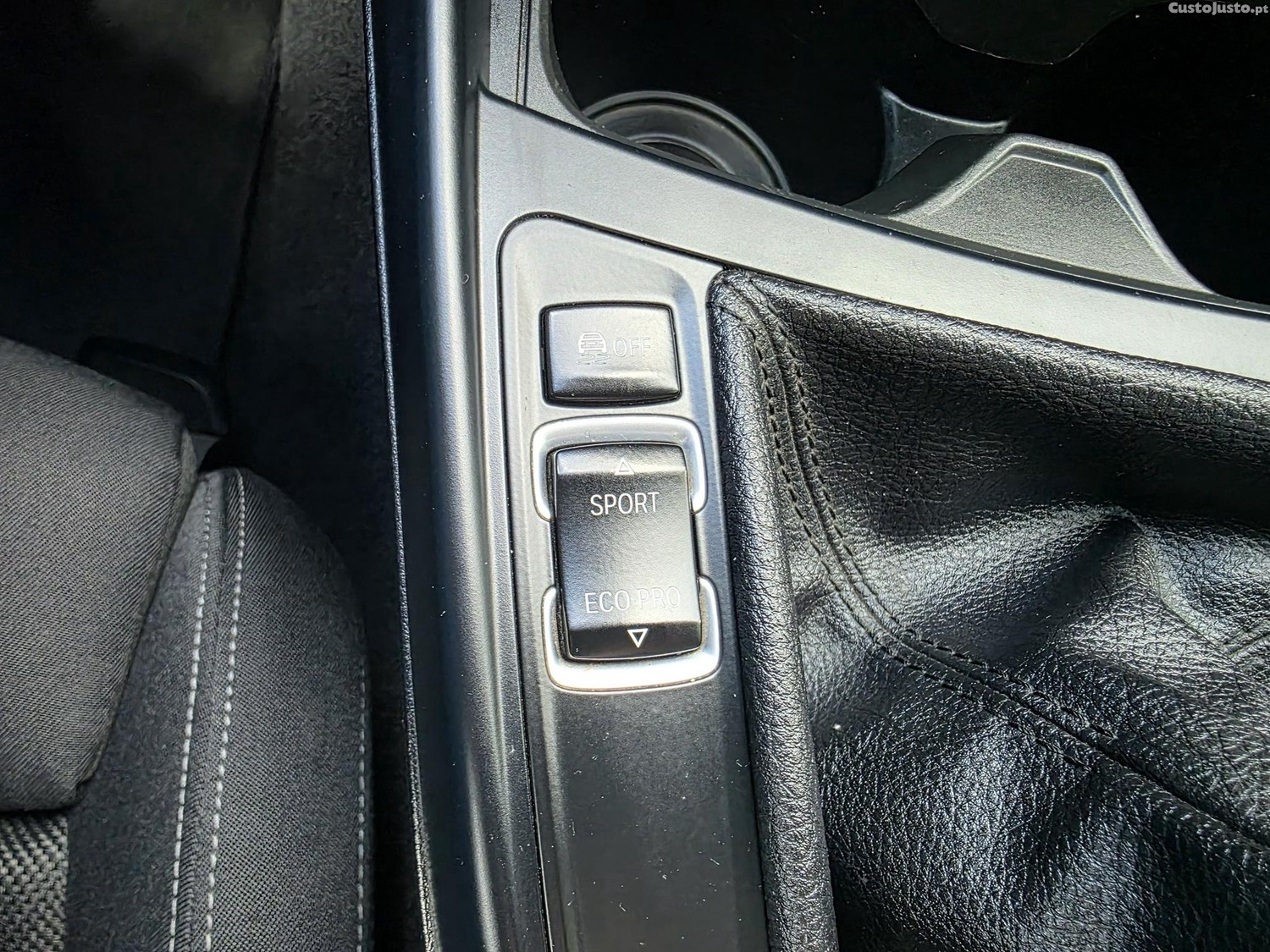 BMW 116 d Line Sport — fotografia 10