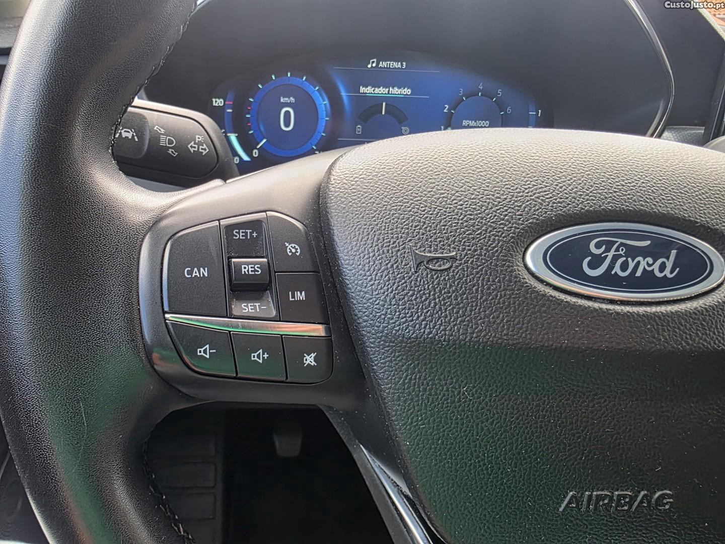 Ford Focus 1.0 EcoBoost MHEV Active X — fotografia 7