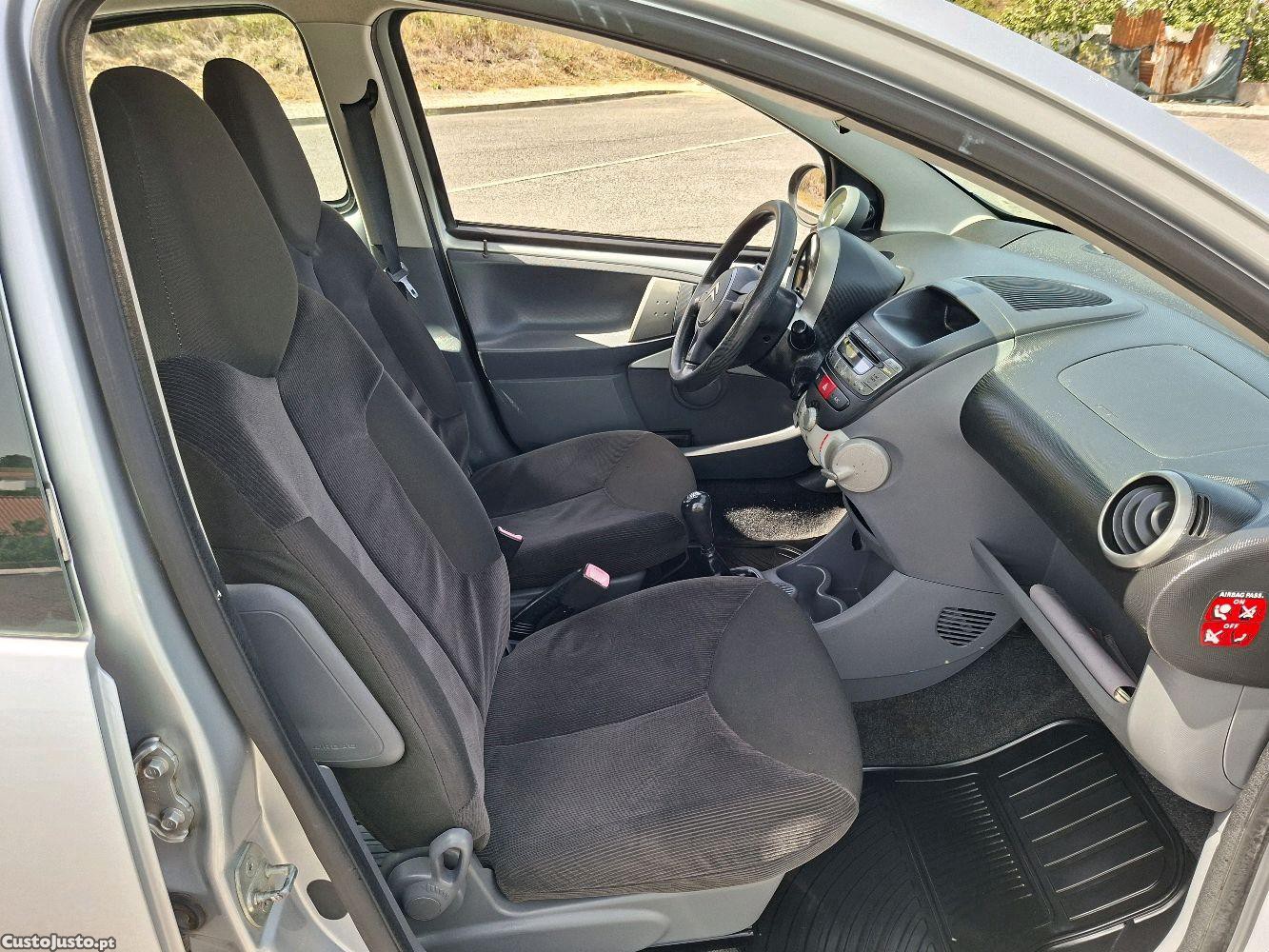 Citroën C1 1.4 Hdi Revisão feita — fotografia 3