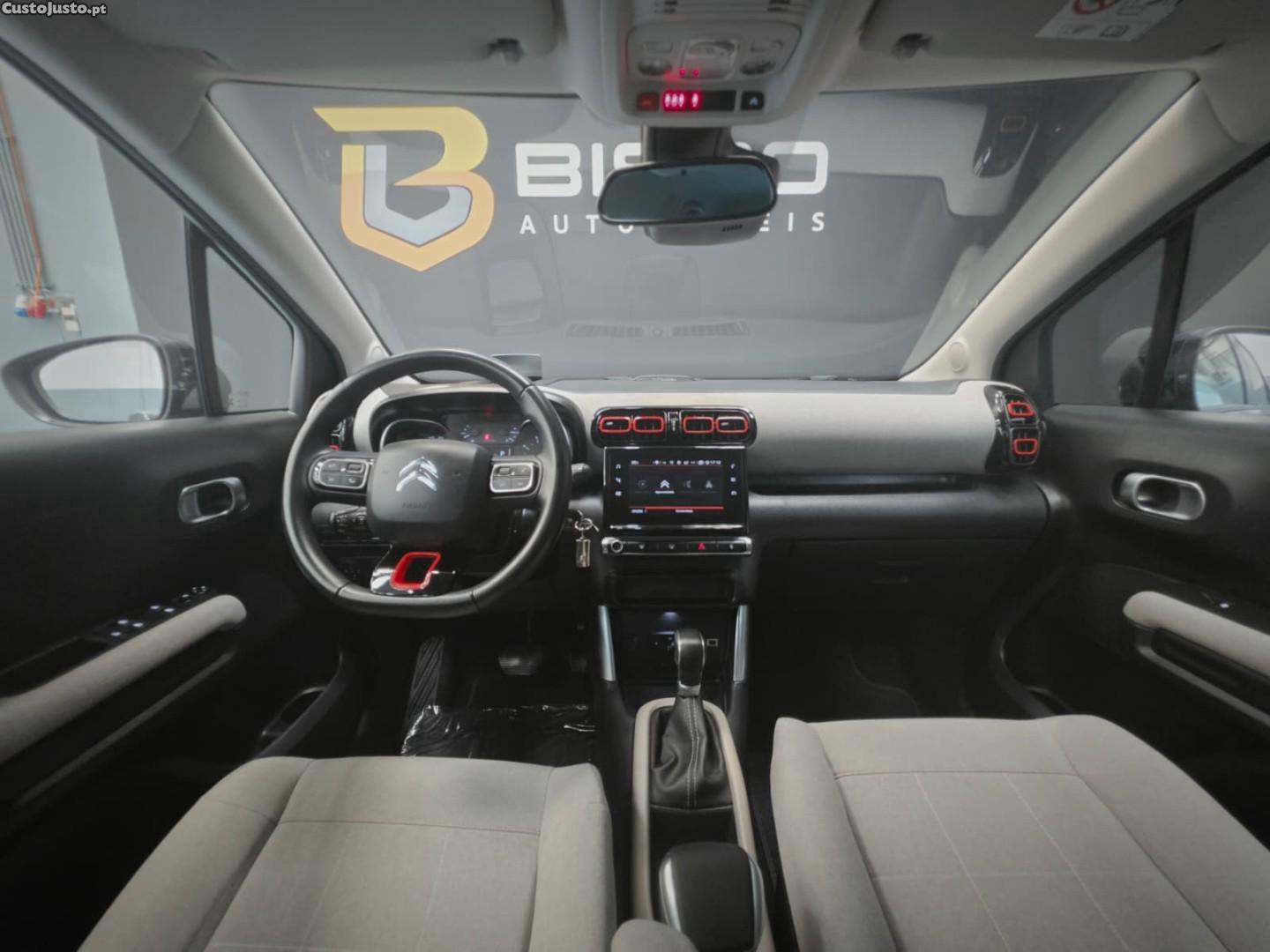 Citroën C3 Aircross 1.2 PureTech Shine EAT6 — fotografia 9