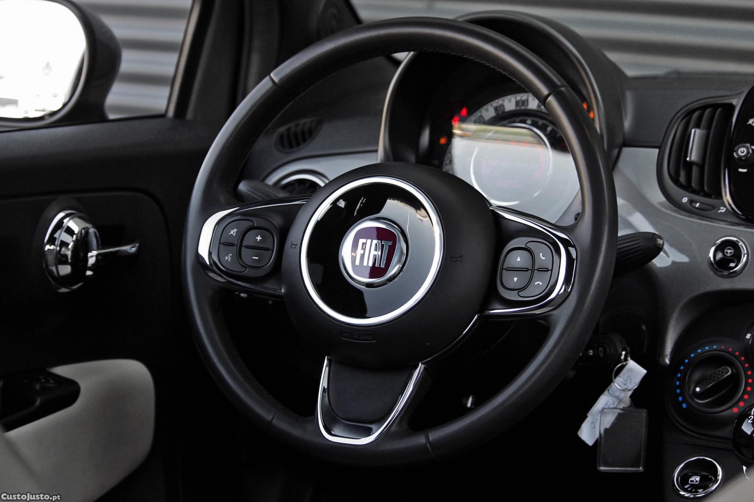 Fiat 500 1.0 Hybrid Dolcevita — fotografia 3