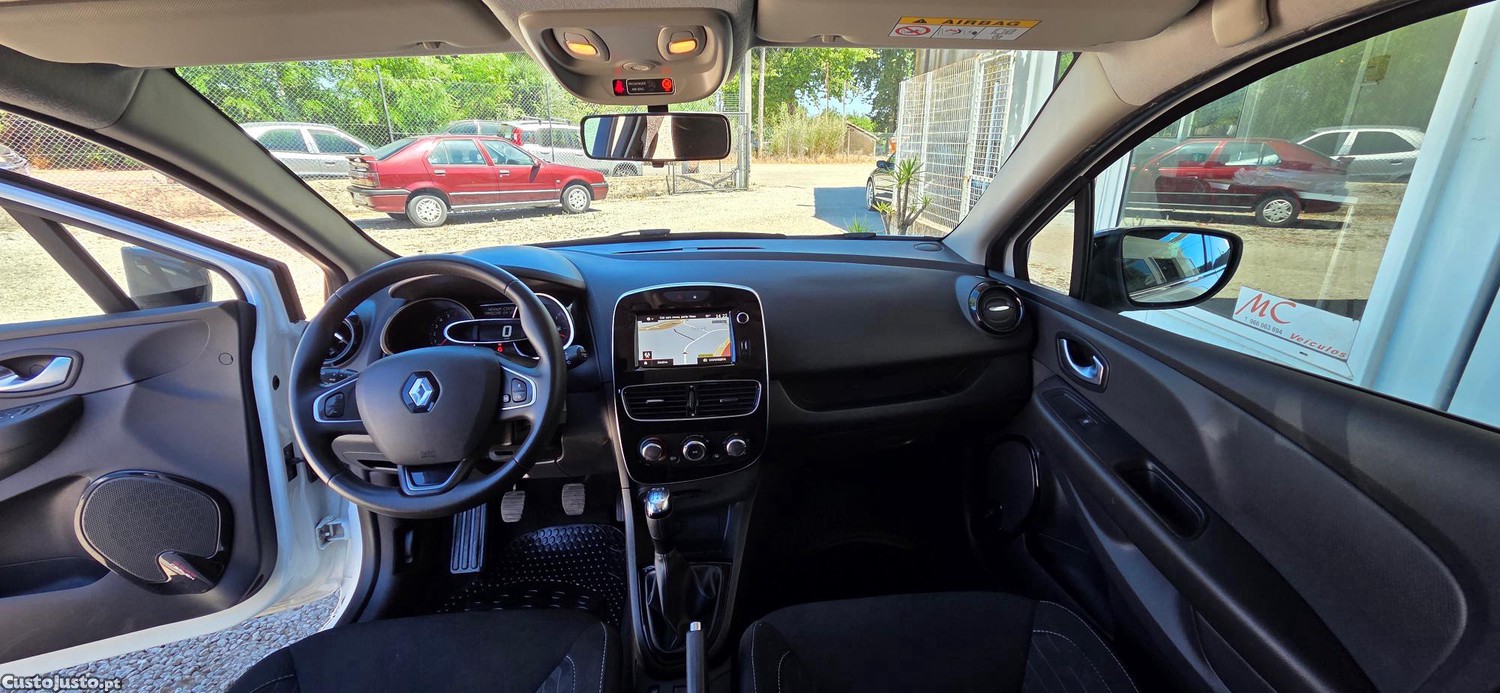 Renault Clio Tce Limited Gps - 19 — photo 4