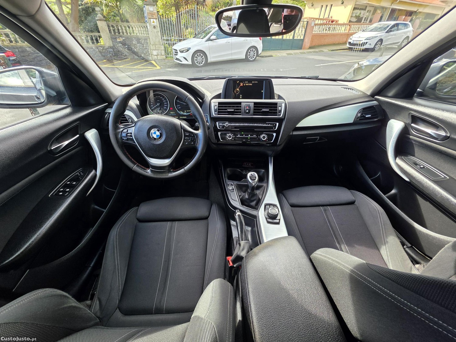 BMW 116 d Line Sport — fotografia 27
