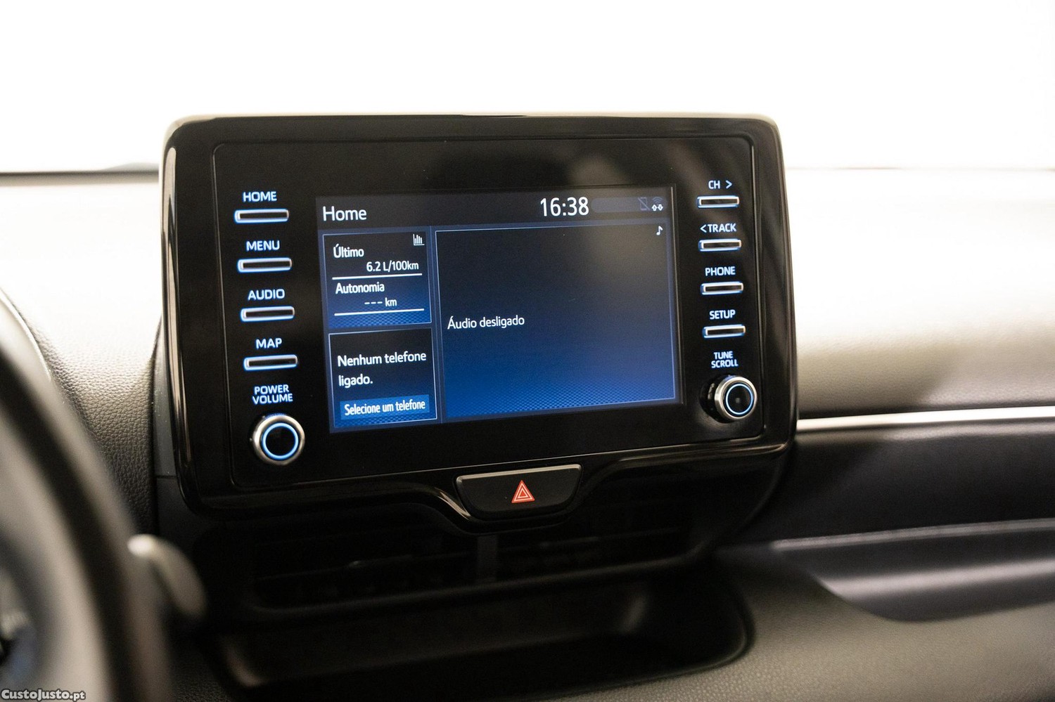 Toyota Yaris 1.5 VVT-i Comfort — fotografia 8