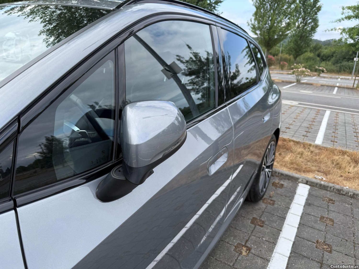 BMW 218 Active Tourer d Pack Desportivo M Auto — fotografia 12
