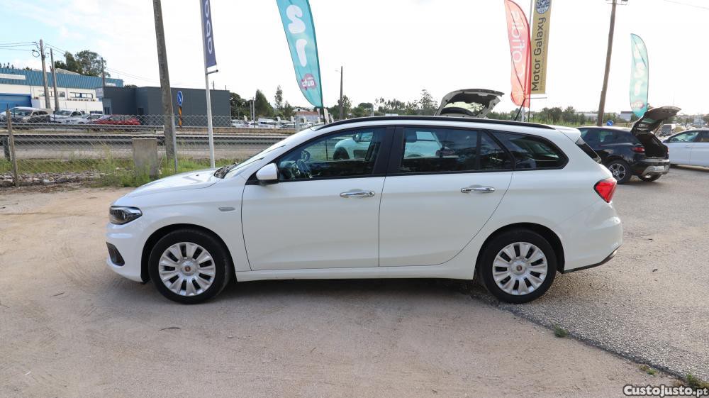 Fiat Tipo 1.3 MultiJet Lounge — fotografia 9