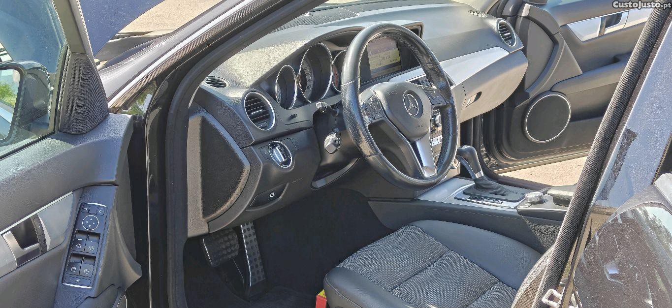Mercedes-Benz C 220 Avantgarde — fotografia 9