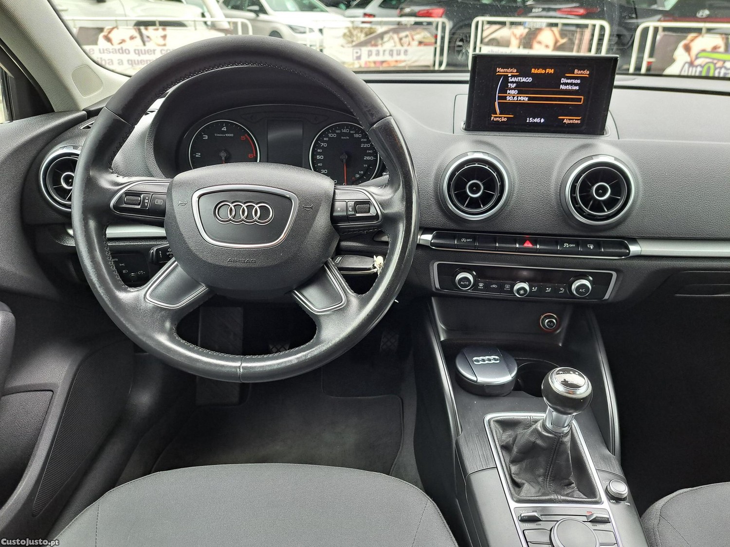 Audi A3 Sportback 1.6 TDI Ultra — fotografia 18