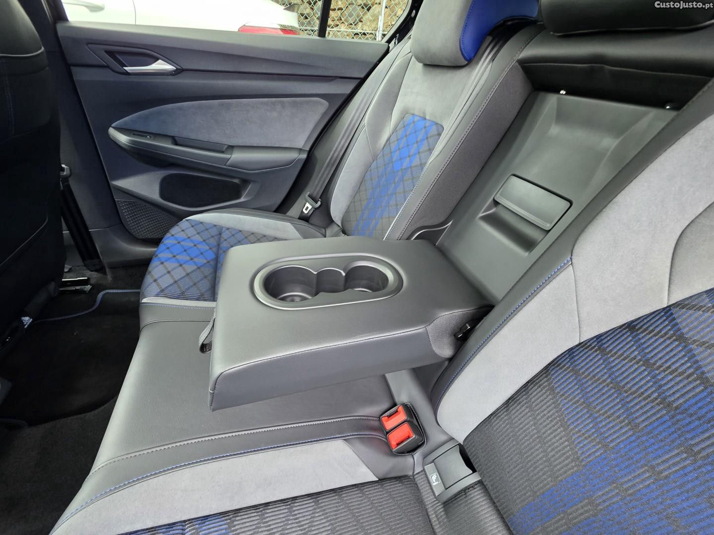 Volkswagen Golf 2.0 TSI R DSG — fotografia 49