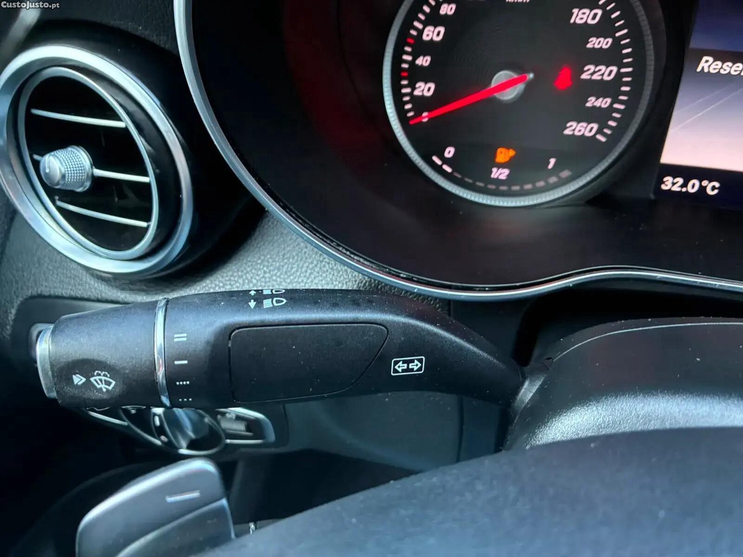 Mercedes-Benz C 300 DeHYBRID BLUE TEC AMG LINE — fotografia 14
