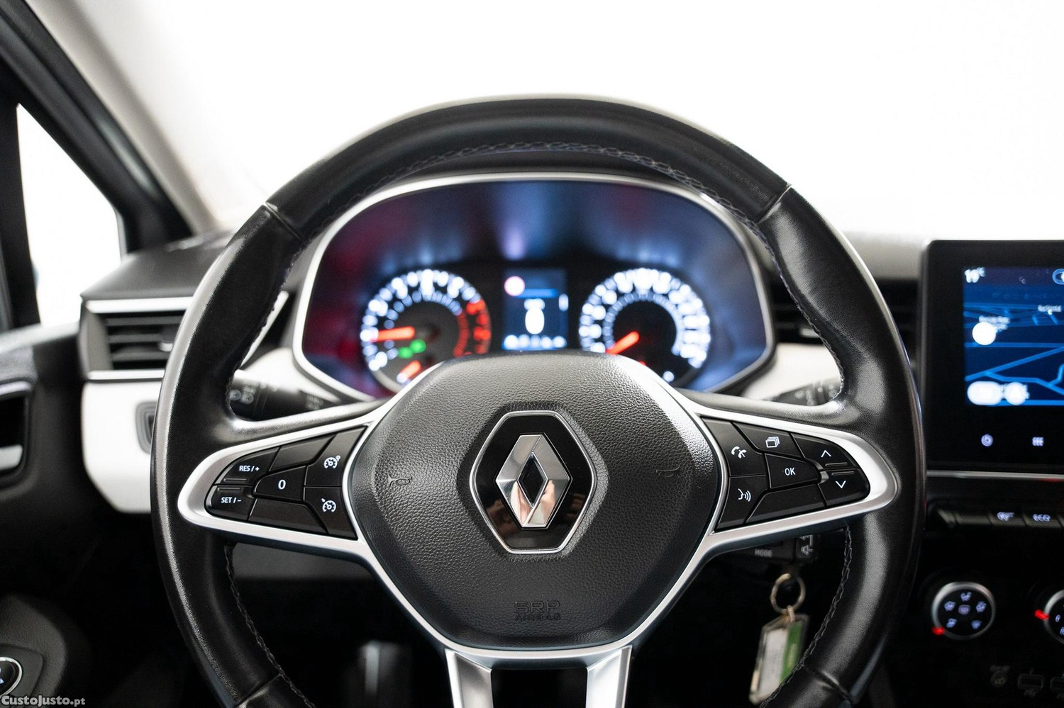 Renault Clio 1.0 TCe Limited — fotografia 14