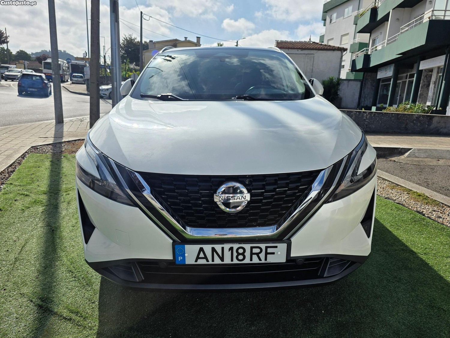 Nissan Qashqai 1.3 DIG-T Acenta — fotografia 29