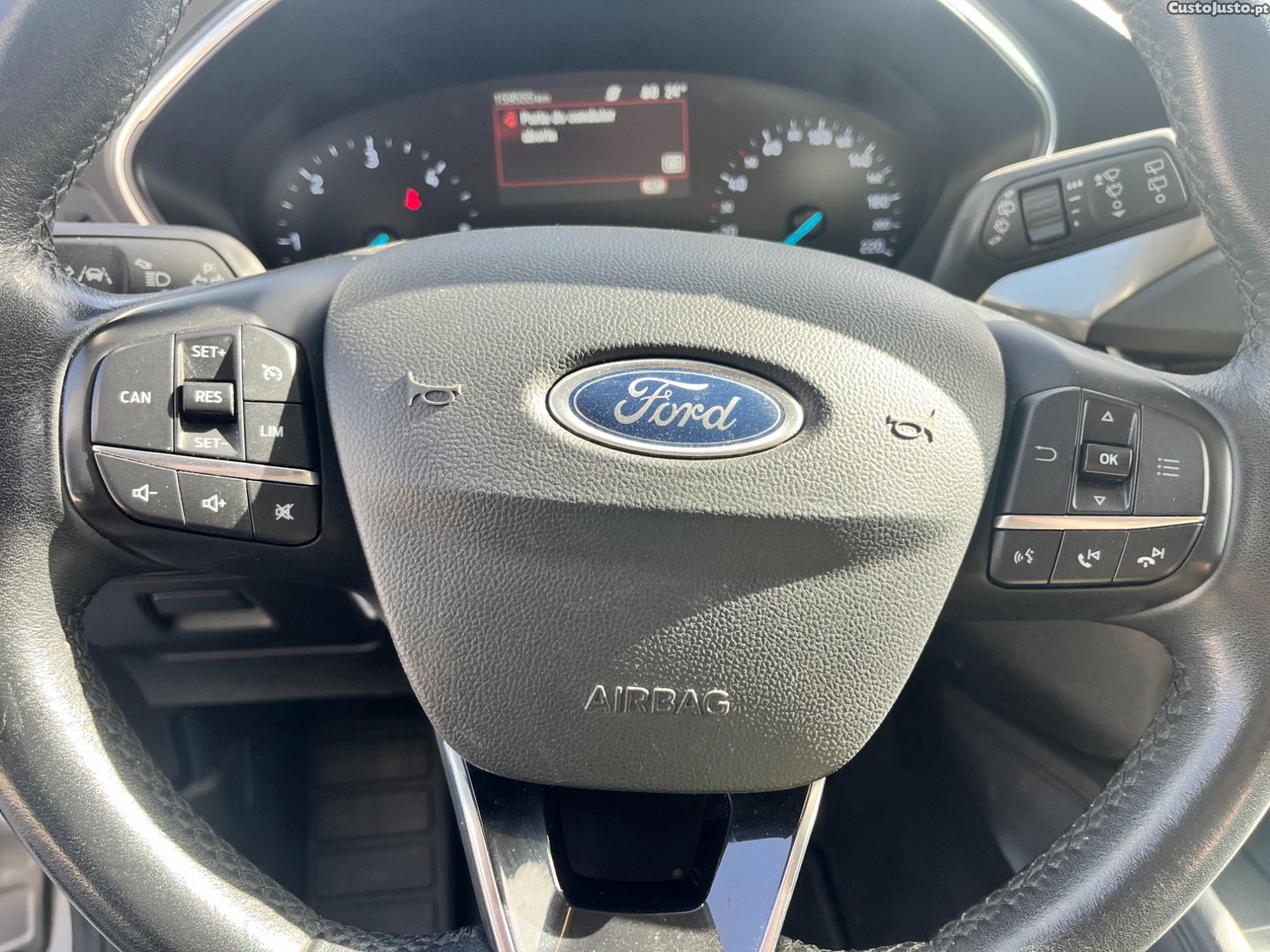 Ford Focus SW 1.5 TDCi Titanium — fotografia 3