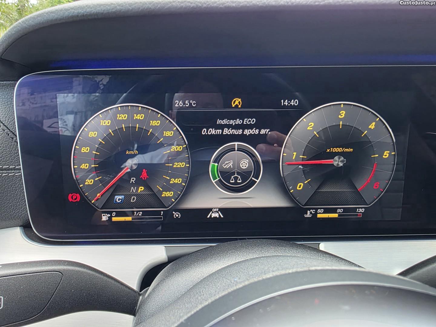 Mercedes-Benz E 220 d AMG Line Aut. — fotografia 50