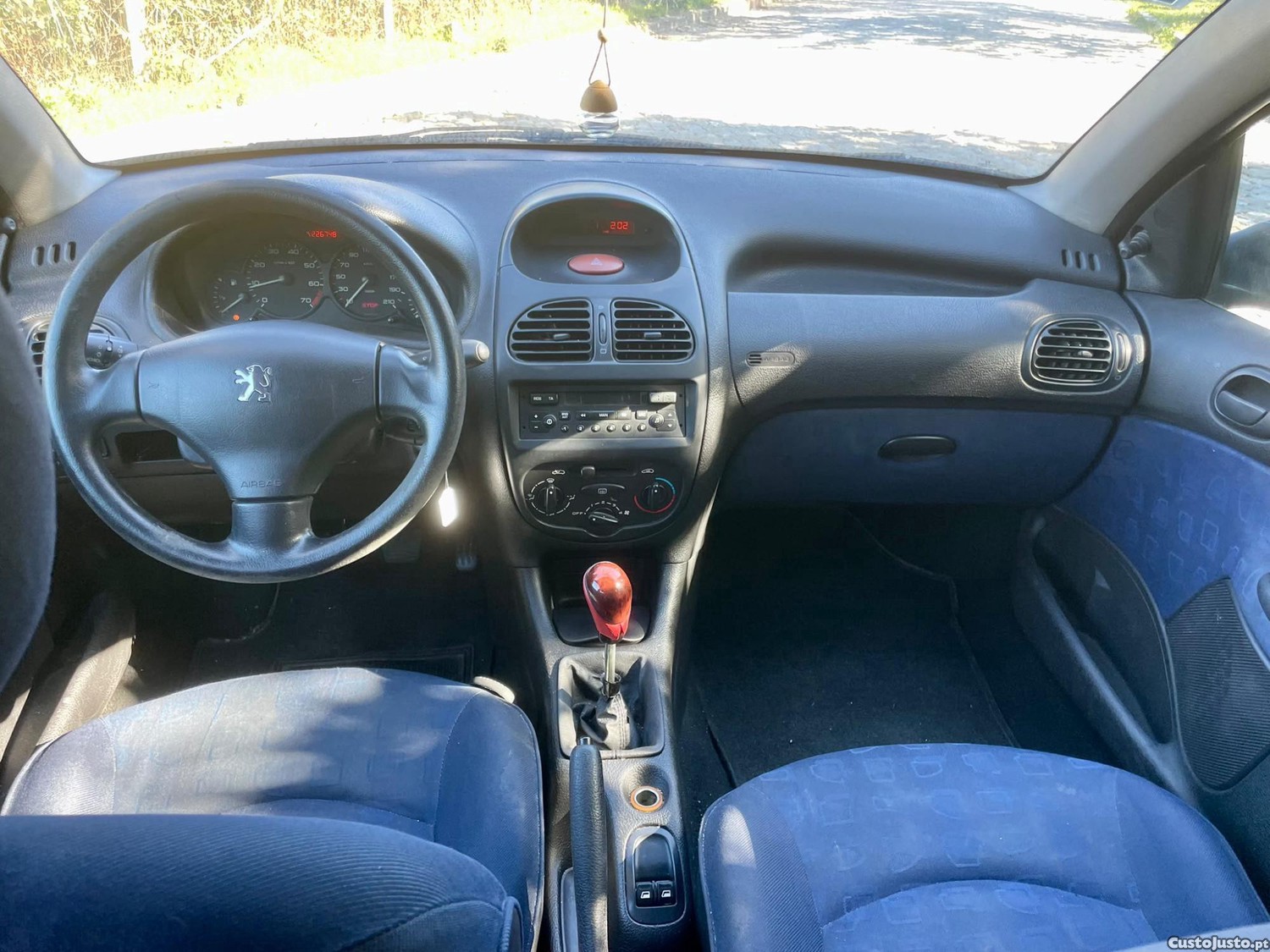 Peugeot 206 Hatchback - 01 — photo 3