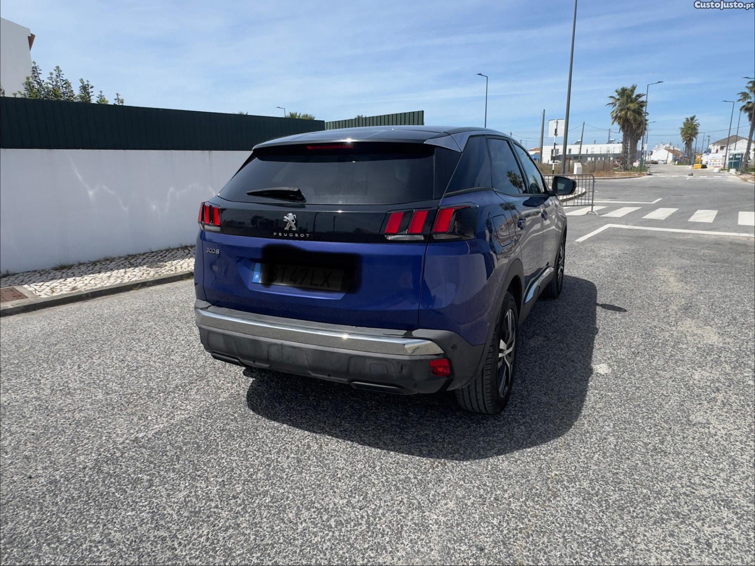 Peugeot 3008 1.2 Pure tech Allure — fotografia 3