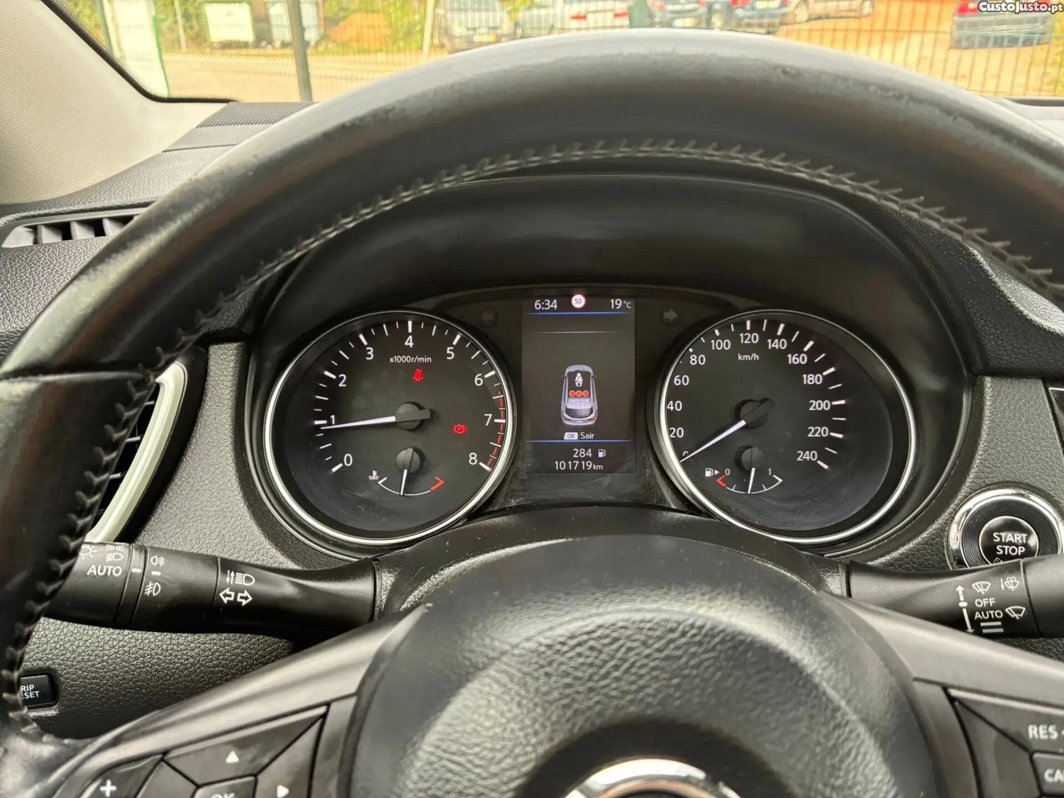 Nissan Qashqai 1.3 DIG-T N-Connecta — fotografia 13