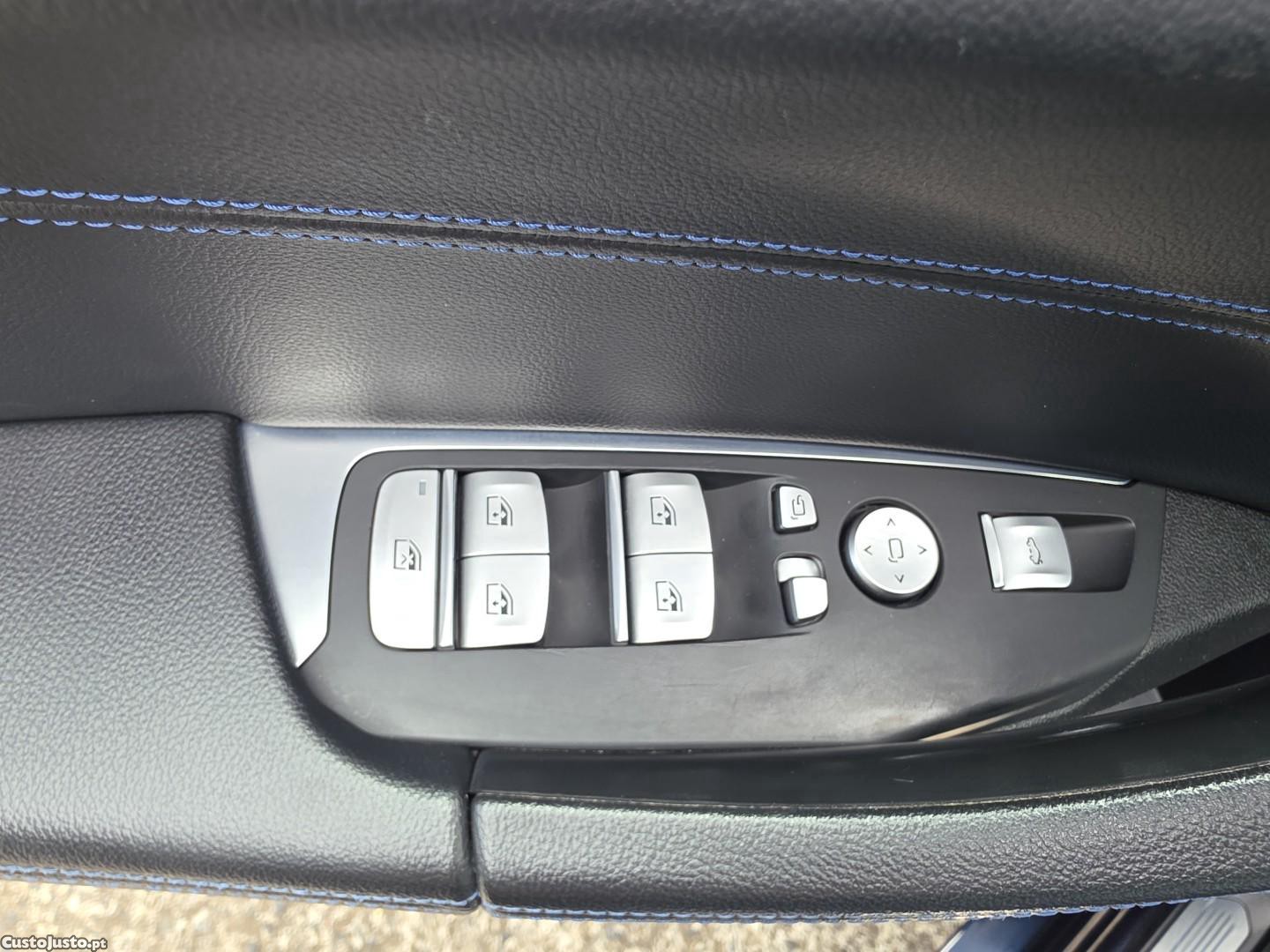 BMW X4 M40 d Auto — fotografia 9