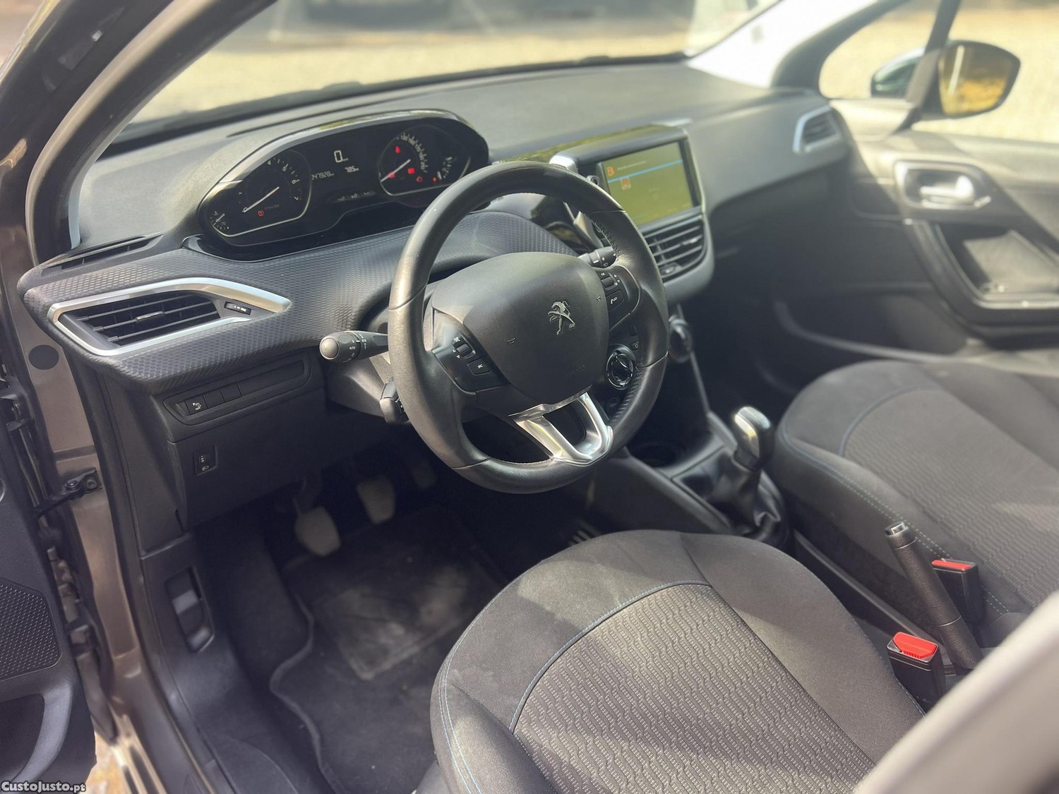 Peugeot 208 Style — fotografia 4