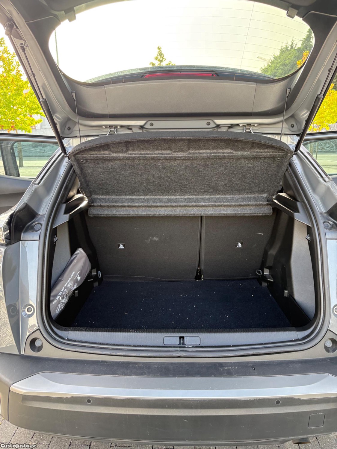 Peugeot 2008 ALLURE 1.2 PURETECH 100 CV CVM6 — fotografia 5