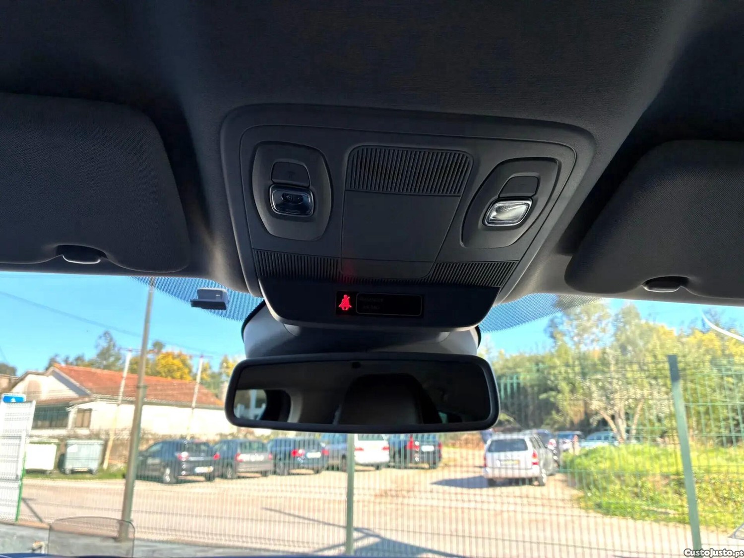Renault Mégane IV SPORT TOURER 1.5 DCI INTENSE — fotografia 18