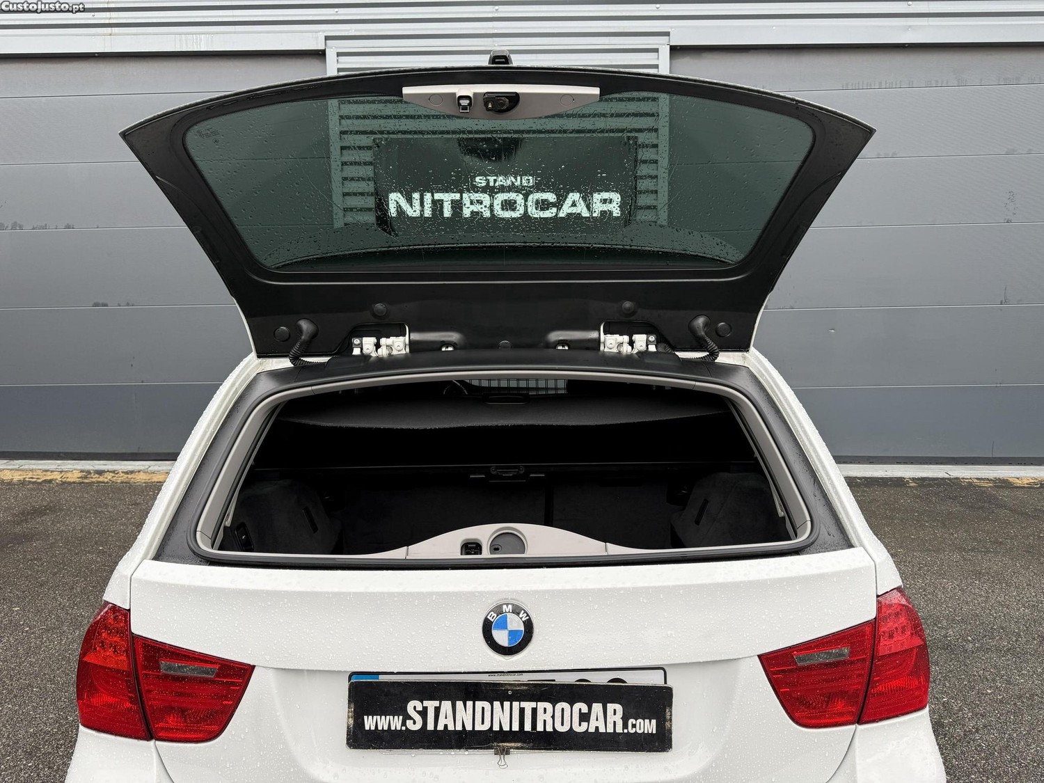 BMW 318 D TOURING C/ EXTRAS PACK M — fotografia 3