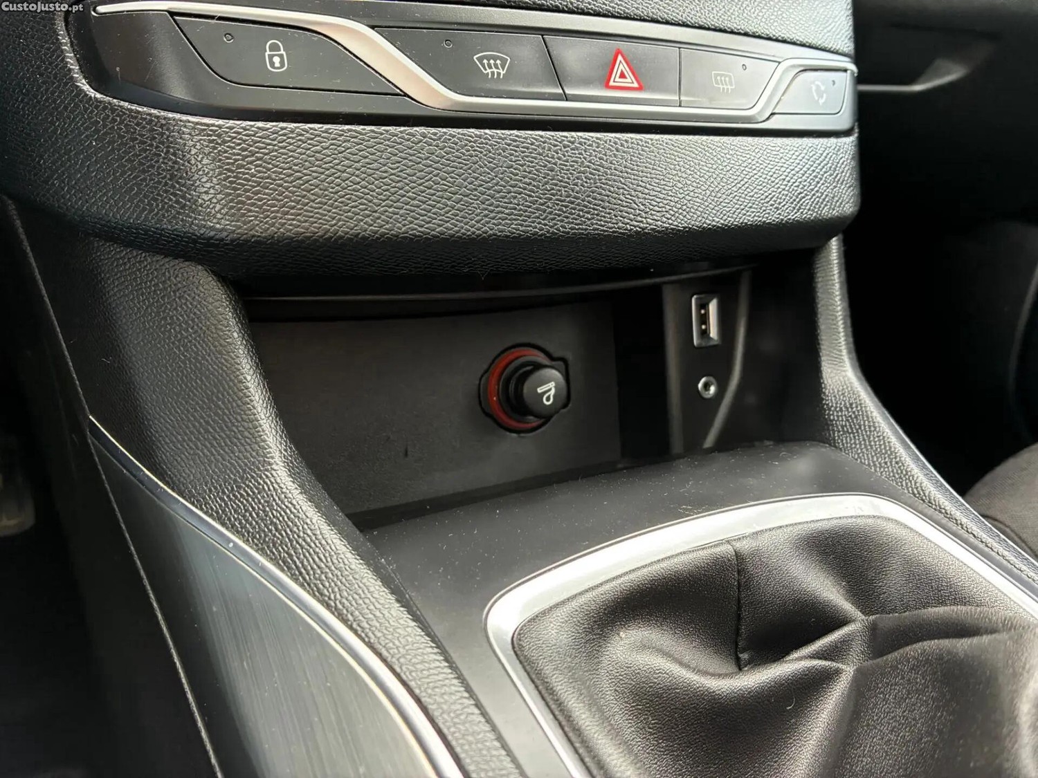 Peugeot 308 1.6 BlueHDi Allure J17 — fotografia 7